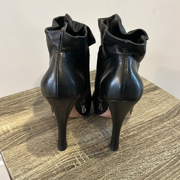 Prada Black Leather Bootie Ruffle Platform Heel size 40/10 - Picture 6 of 15